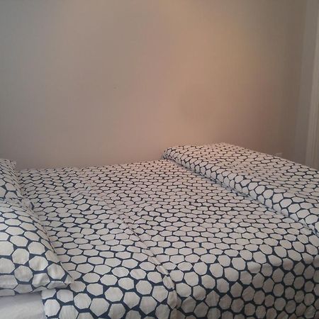 Guest House On The Carlton Street. Toronto Extérieur photo