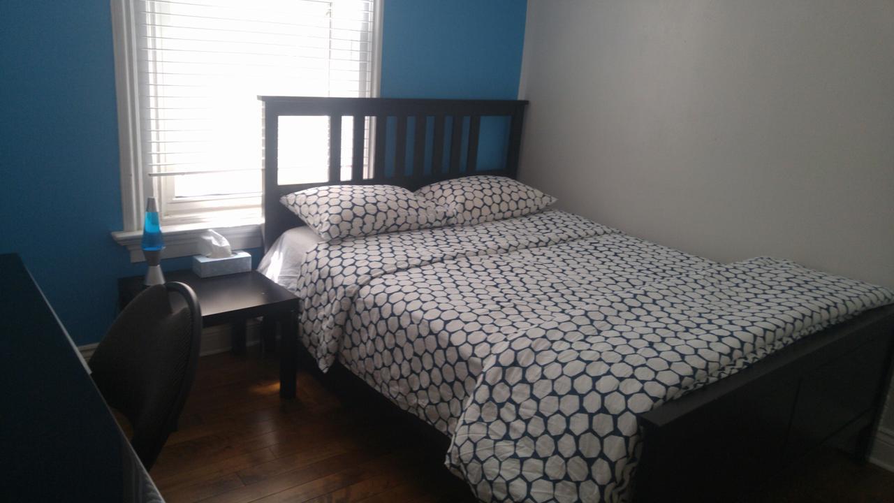 Guest House On The Carlton Street. Toronto Extérieur photo