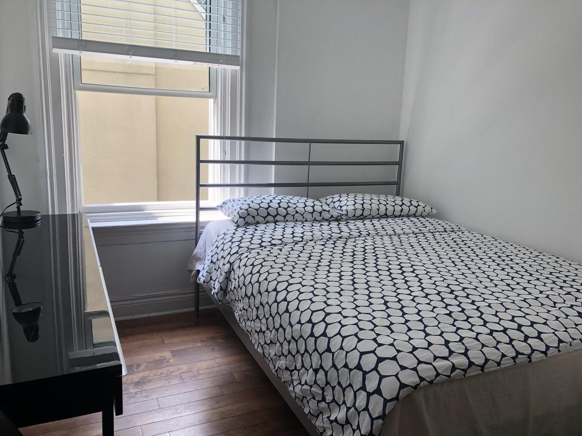 Guest House On The Carlton Street. Toronto Extérieur photo