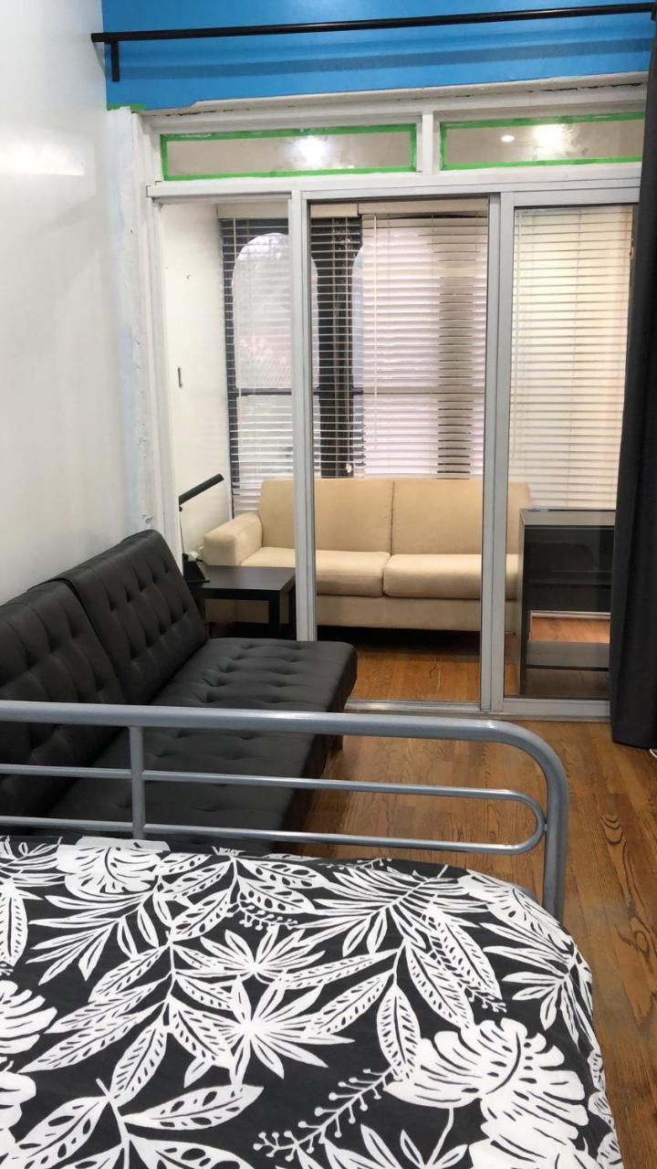 Guest House On The Carlton Street. Toronto Extérieur photo